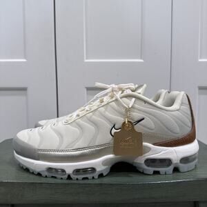 New Nike Air Max Plus Golf NRG "Players Championship" Tan Size 9.5 HF1033-100